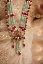 Floral Set with peridot