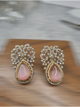 Crown Earrings Champagne